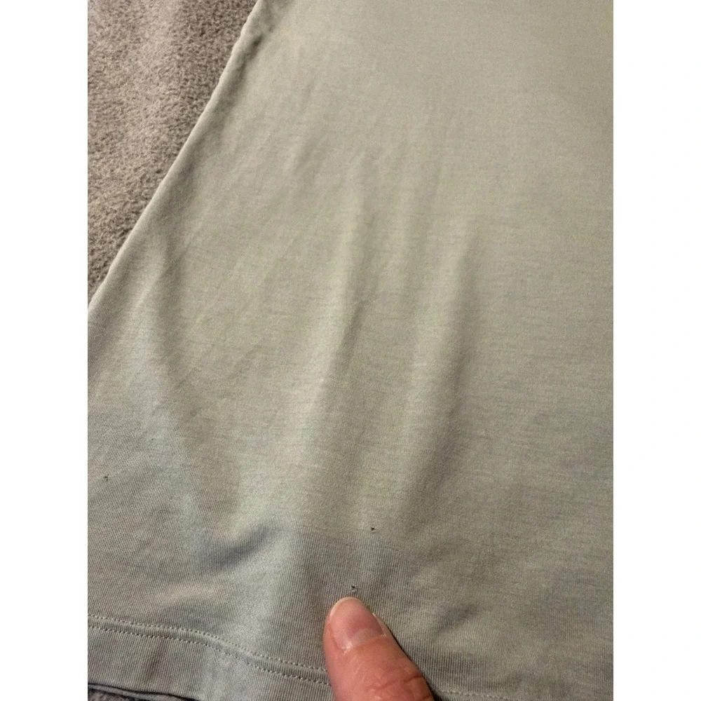 Lululemon Mens Short Sleeve Crew Neck T-Shirt Light Green Size L READ